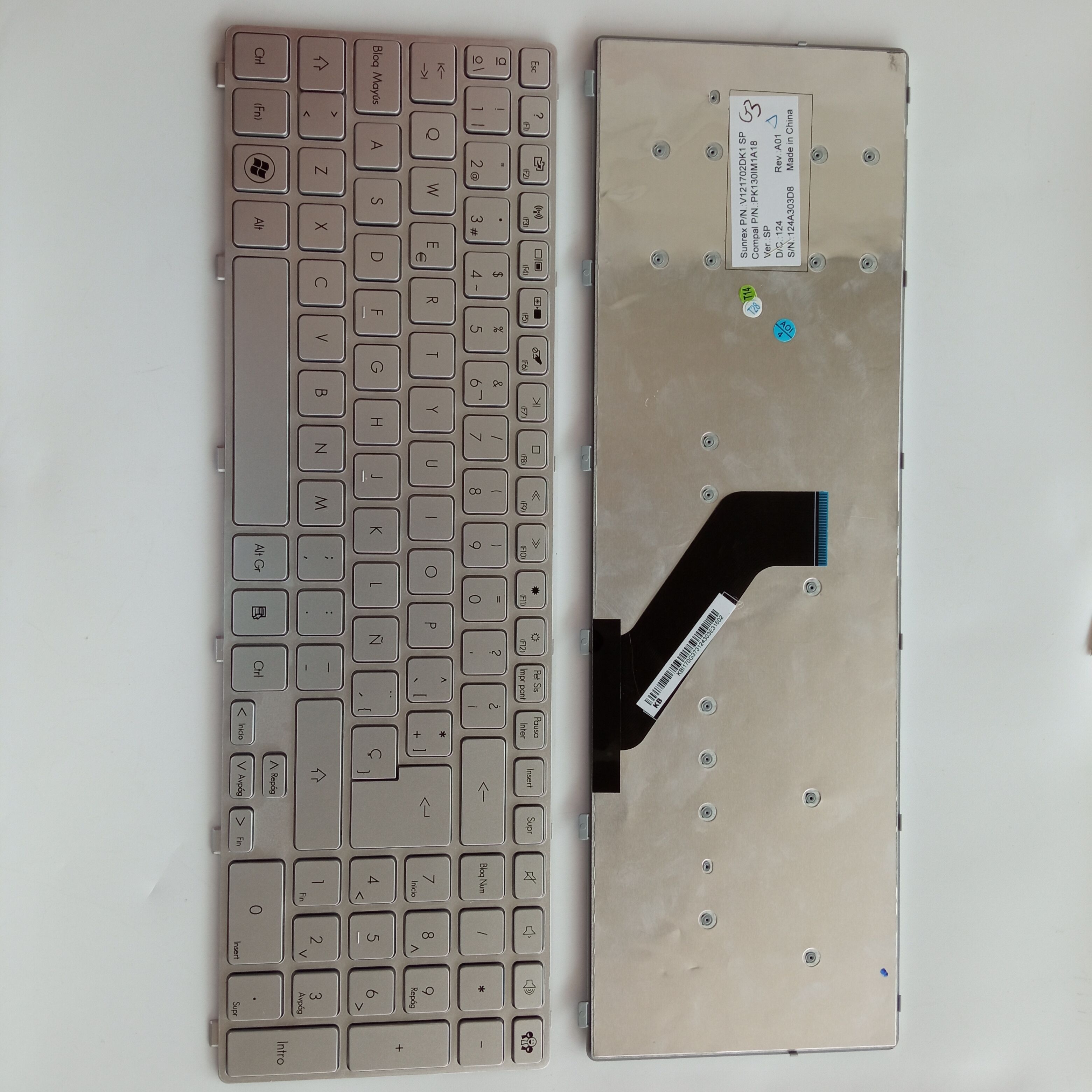Picture of New Replacement Laptop Keyboard For ACER NV55S SILVER FRAME BLACK SP Layout